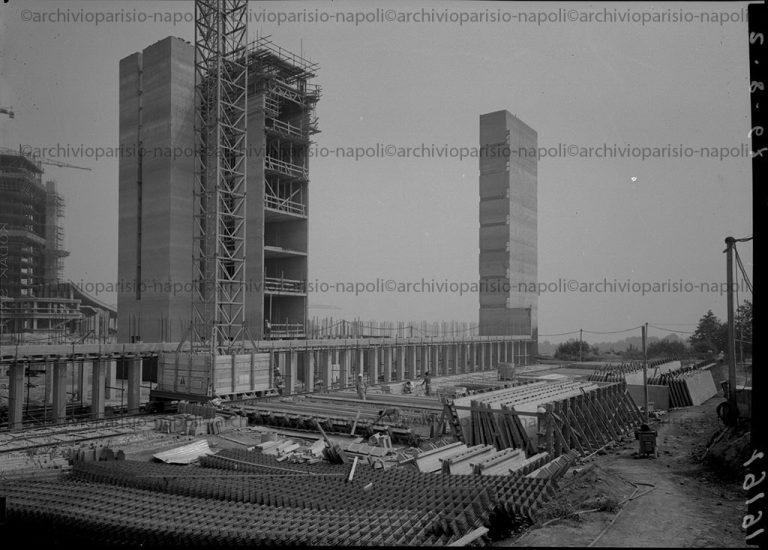 veduta esterna degli edifici del Nuovo Policlinico in costruzione